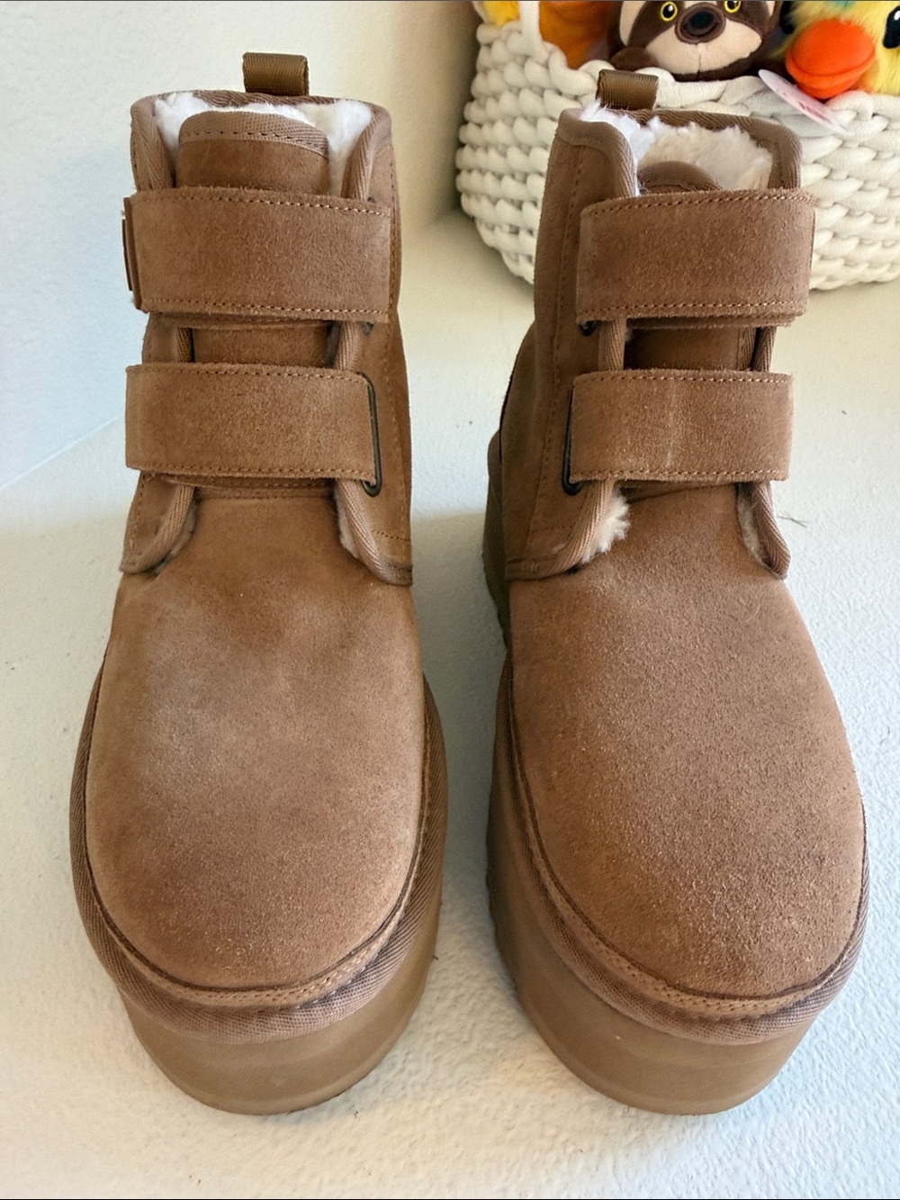 Women’s Ugg platform Boots - Brown